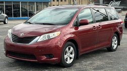 2013 Toyota Sienna LE 7-Passenger