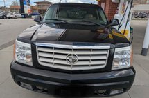 2002 Cadillac Escalade Base