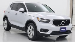2022 Volvo XC40 T5 Momentum