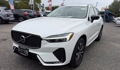 2024 Volvo XC60 B5 Core Dark Theme