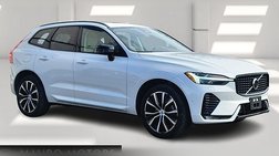 2023 Volvo XC60 B5 Plus Dark Theme