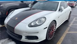 2016 Porsche Panamera 4