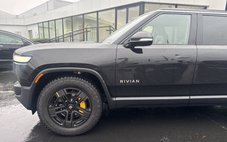 2023 Rivian R1S Adventure