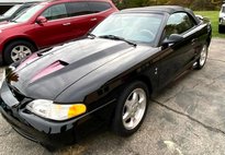 1995 Ford Mustang SVT Cobra Base