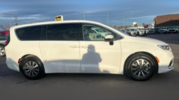 2023 Chrysler Pacifica Hybrid Touring L