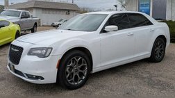 2016 Chrysler 300 S