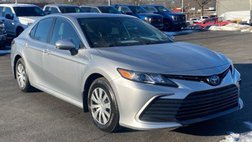 2022 Toyota Camry Hybrid LE