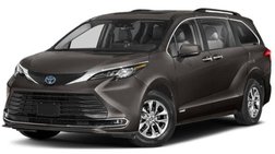 2024 Toyota Sienna XLE 7-Passenger