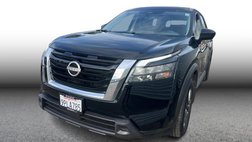 2024 Nissan Pathfinder S