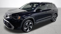 2025 Volkswagen Taos SE 4Motion