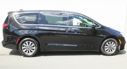 2025 Chrysler Pacifica Hybrid Select