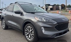 2022 Ford Escape Hybrid Titanium
