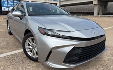 2025 Toyota Camry Hybrid LE