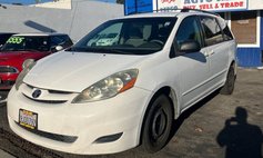 2006 Toyota Sienna LE 8 Passenger