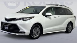 2023 Toyota Sienna XLE