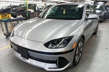 2024 Hyundai Ioniq 6 SE