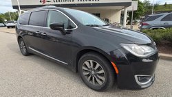 2020 Chrysler Pacifica Touring L Plus