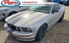 2005 Ford Mustang GT Premium