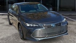 2019 Toyota Avalon Hybrid XLE