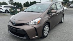 2016 Toyota Prius v Two