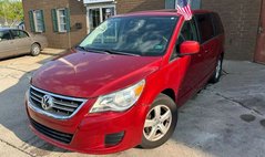 2009 Volkswagen Routan SE