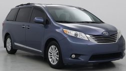 2017 Toyota Sienna XLE 8-Passenger