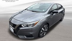 2022 Nissan Versa SR