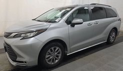 2023 Toyota Sienna XLE
