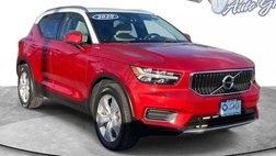 2020 Volvo XC40 T5 Momentum