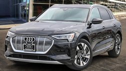 2022 Audi e-tron quattro Premium Plus