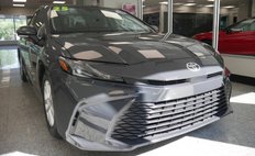 2025 Toyota Camry Hybrid LE
