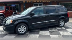 2016 Chrysler Town and Country Touring