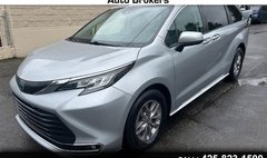 2023 Toyota Sienna XLE 7-Passenger