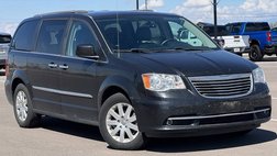 2016 Chrysler Town and Country Touring