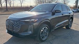 2025 Audi Q5 quattro Premium TFSI