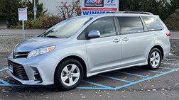 2019 Toyota Sienna LE