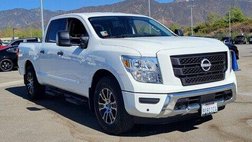 2024 Nissan Titan SV