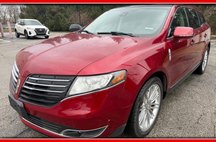 2017 Lincoln MKT Elite