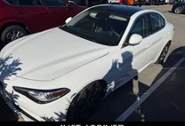 2017 Alfa Romeo Giulia Base