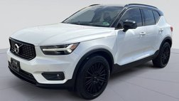 2020 Volvo XC40 T4 R-Design