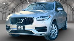 2017 Volvo XC90 T6 Momentum