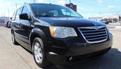2010 Chrysler Town and Country Touring