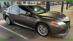 2019 Toyota Camry Hybrid XLE