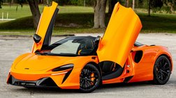 2025 McLaren Artura Spider Base