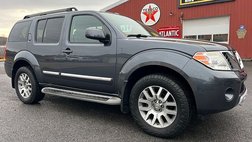 2012 Nissan Pathfinder LE