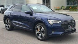 2022 Audi e-tron quattro Premium Plus
