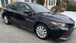 2019 Toyota Camry LE 4dr Sedan