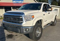 2015 Toyota Tundra SR5