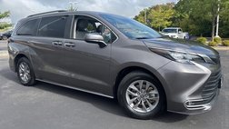 2024 Toyota Sienna XLE