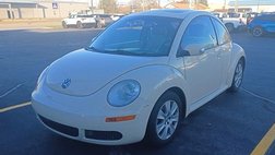 2010 Volkswagen New Beetle 